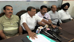 Leaders of Jammu, Kashmir & Ladakh Teachers Federation addressing a press conference at Jammu on Saturday. —Excelsior/Rakesh 