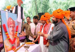 Minister for Health Ch Lal Singh and others paying tributes to Maharaja Hari Singh on his 121st Birth anniversary on Sunday.