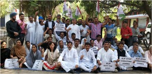 JKNPP activists protesting against Govt on Wednesday.