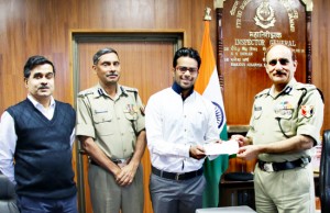 BSF Jammu Frontier honouring choreographer Aakash Dogra.