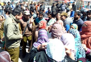 Residents of Batmaloo staging protest against the National Food Security Act (NFSA).