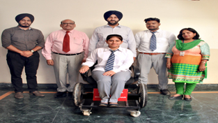 Students who designed the smart wheelchair along with Dr Akashdeep Singh, Vice Chairman Global Institutes Amritsar.