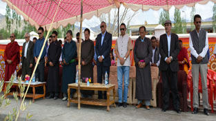 Ladakh Bhuddist Association members paying tributes to martyrs at leh on Saturday.  -Excelsior/ Stanzin