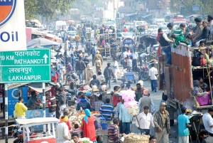 Chaos at Toll Post Lakhanpur on Tuesday. -Excelsior/Madan