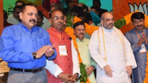 BJP National President Amit Shah, flanked by Union Ministers Dr Jitendra Singh, Vijay Goel and BJP Delhi State President Manoj Tiwari, being felicitated during the “Vijay Parva” organized to mark the party’s victory in Municipal Corporation of Delhi elections, at New Delhi on Tuesday.