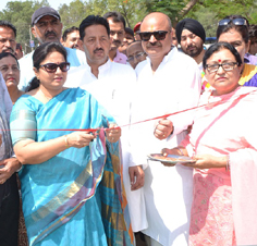 Minister of State for Education, Priya Sethi during inauguration of three day Modi festival at Jammu on Saturday.