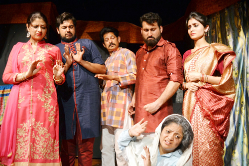 Natrang stages ‘Budhi Kaki’