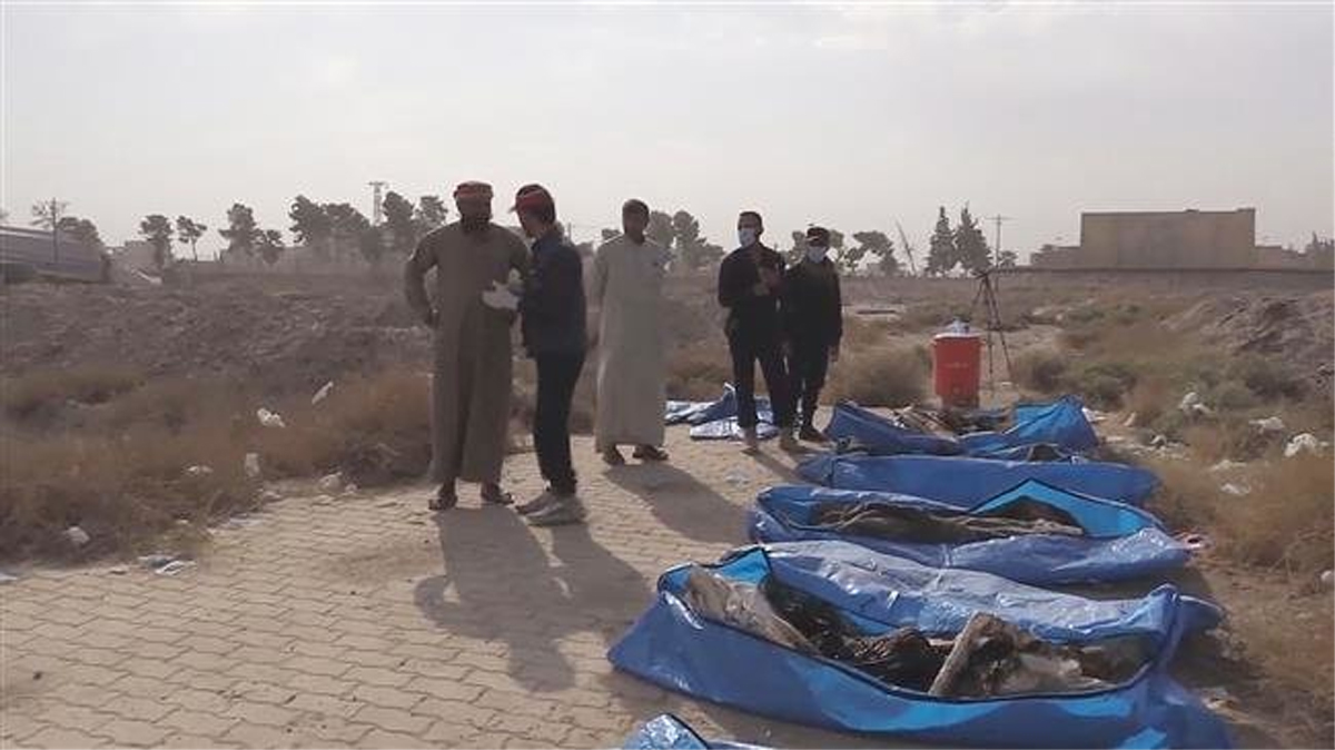 Syria: Over 1,500 bodies of civilians found in Raqqa mass grave - Jammu ...