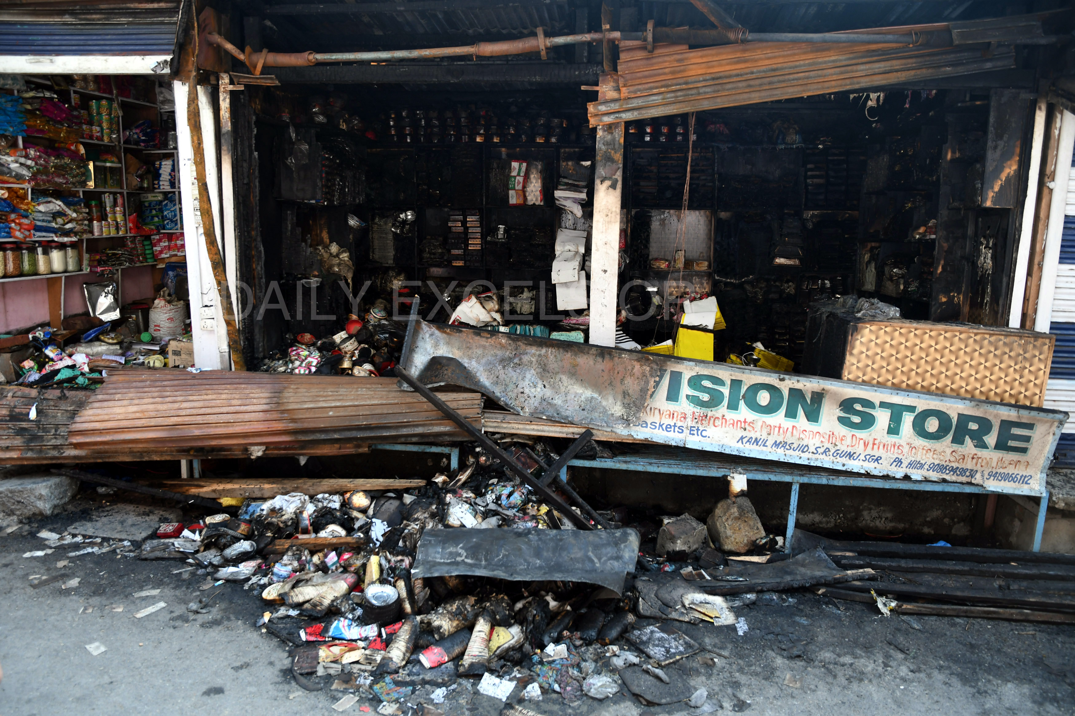 Two shops gutted in fire in Srinagar - Jammu Kashmir Latest News ...