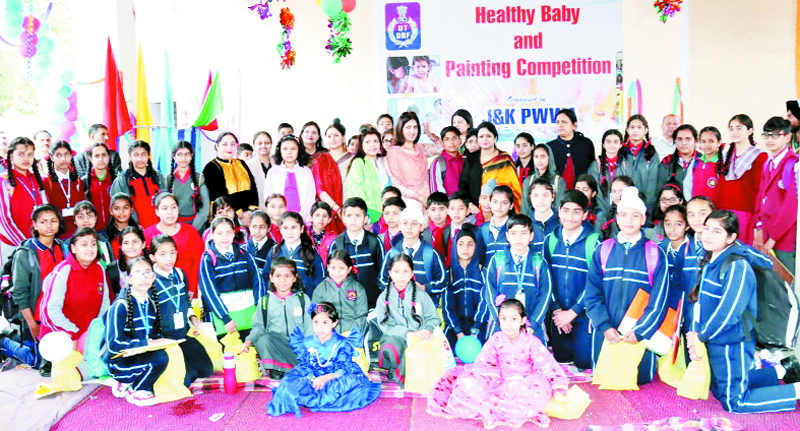 Pwwa Organizes Healthy Baby Painting Competitions As Part Of 32nd