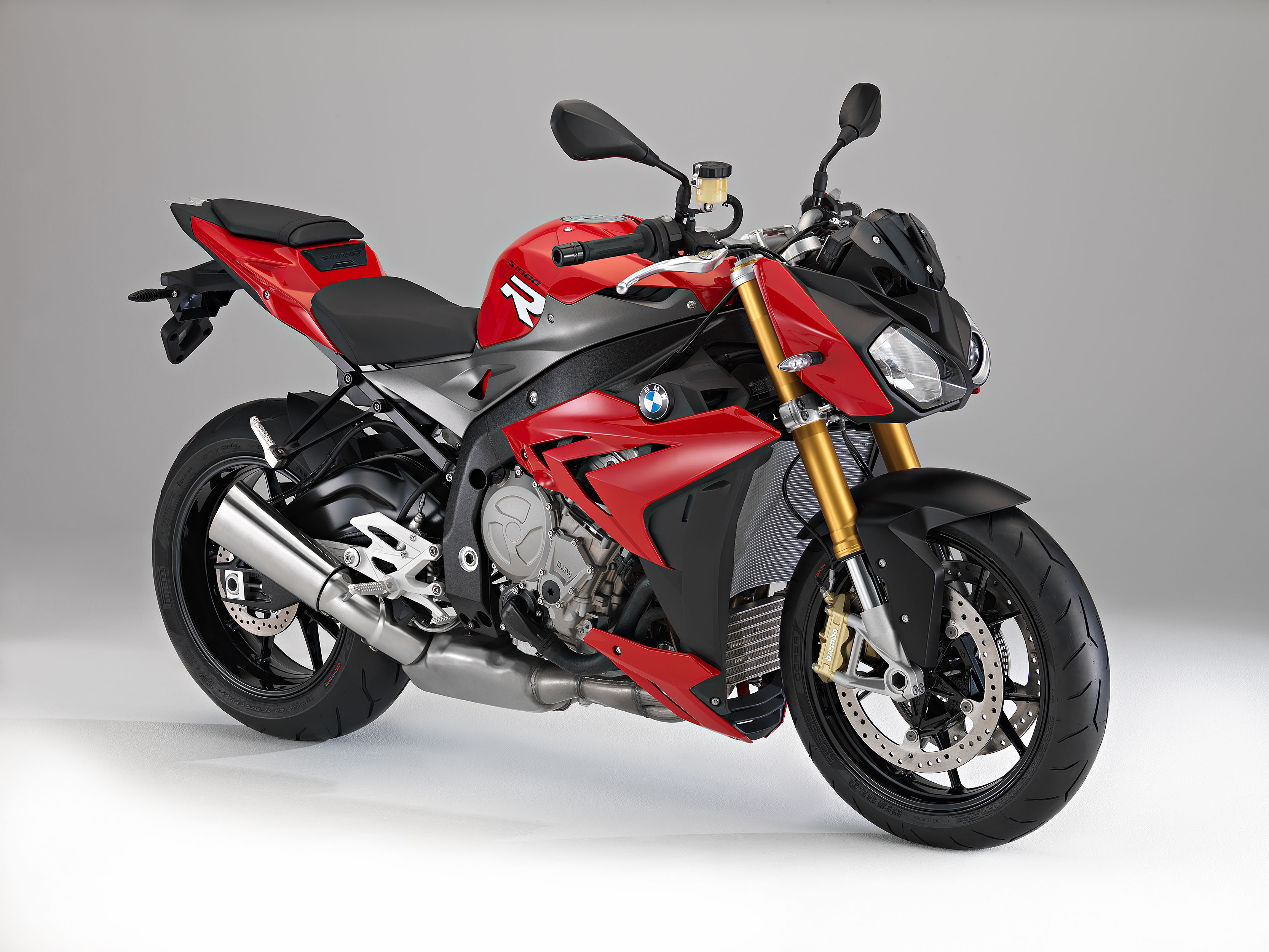 BMW S 1000 R motorcycle launched in India at Rs 17.9 lakh - Jammu