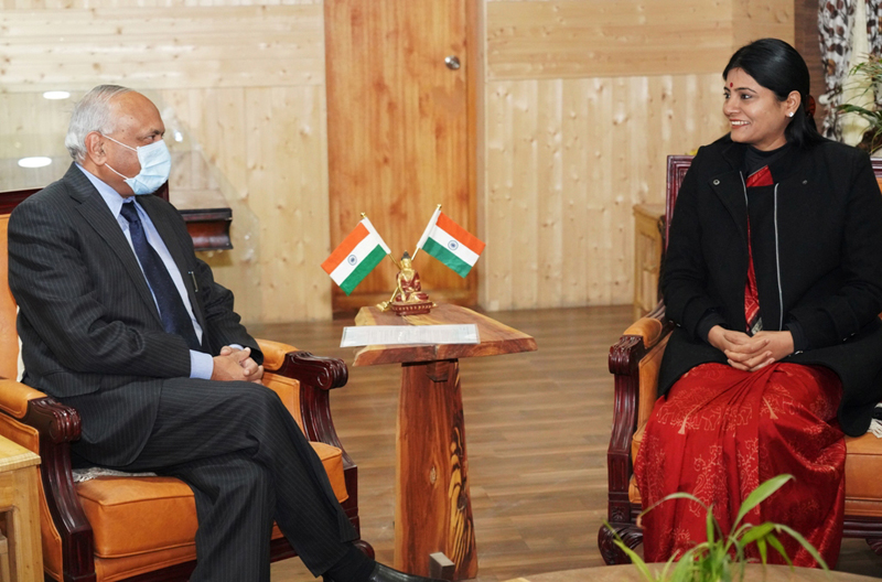 MoS, LG Discuss Early Approval Of IDS For Ladakh - Jammu Kashmir Latest ...