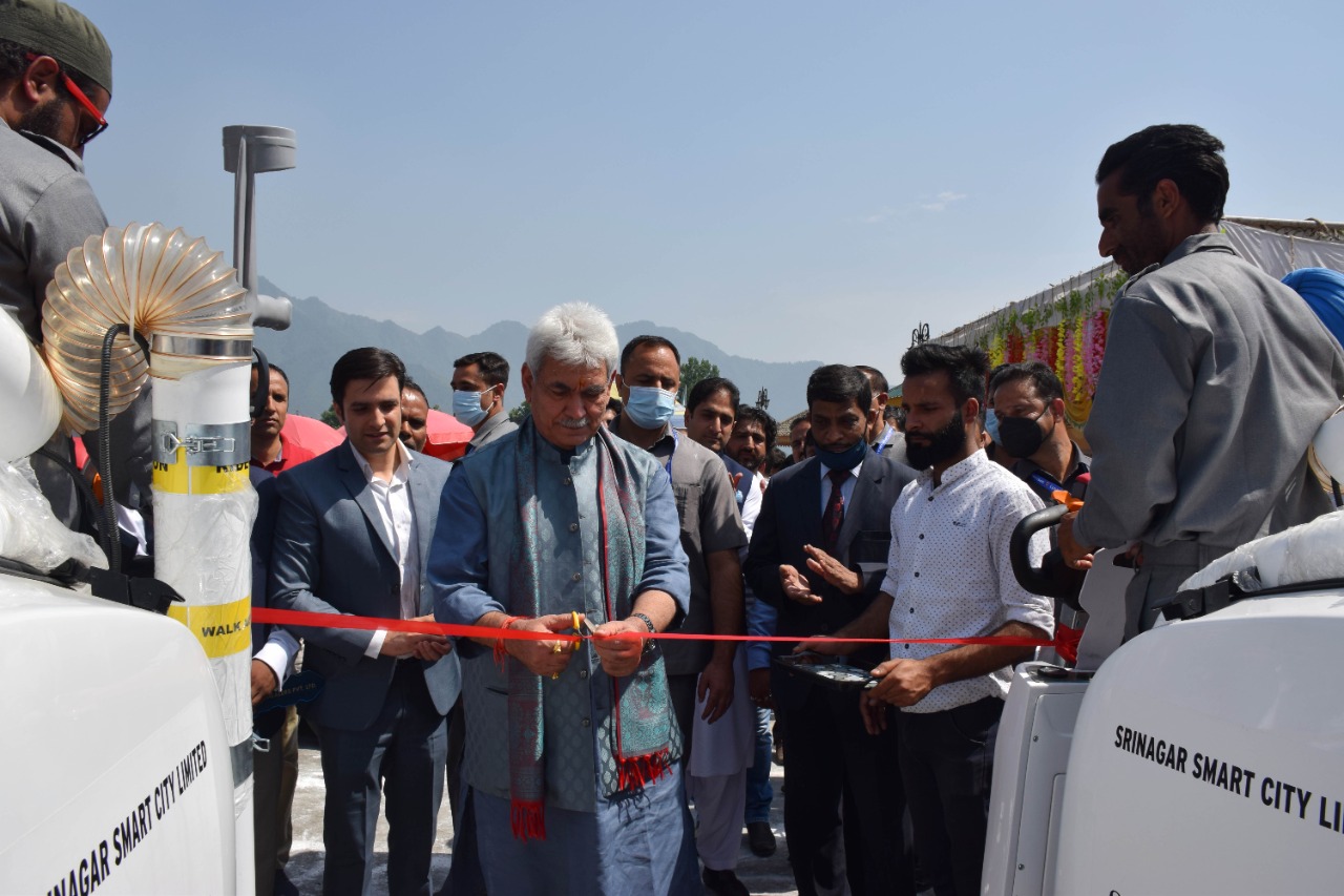 Forget Nishat, Shalimar; Polo View Market, Jhelum Riverfront are new  hangouts - The Kashmir Monitor