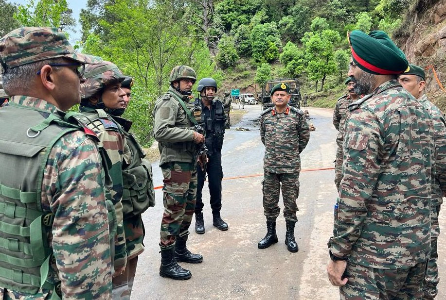 Northern Army Commander Visits Terror Attack Site In Poonch, Reviews ...